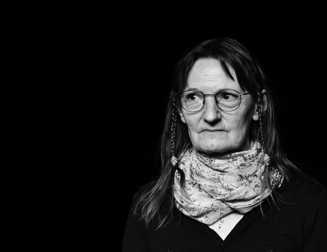 Foto attuale in bianco e nero di Heidi Lienberger.
